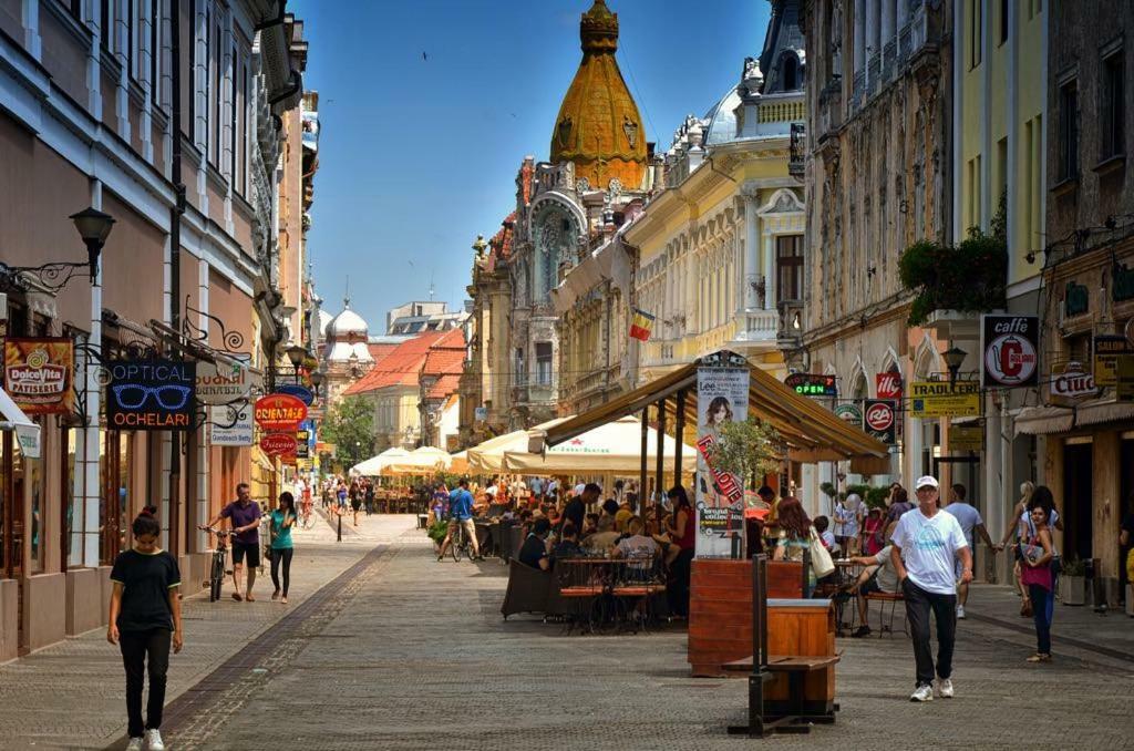 Regim Hotelier Pietonală Oradea Exterior foto